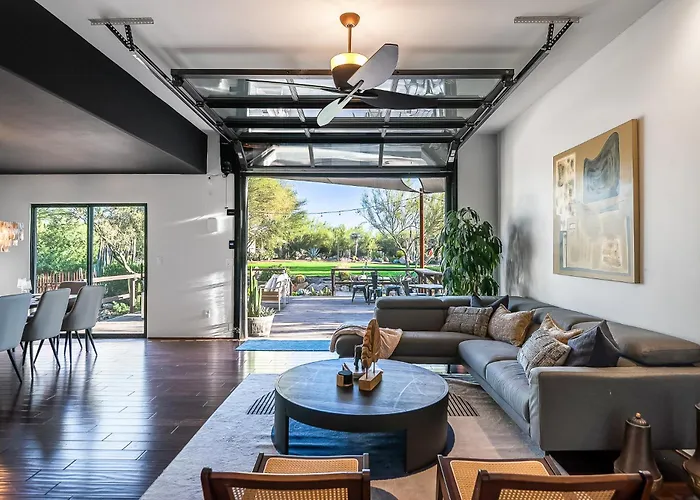 Villa 1-acre Backyard 4br Pickleball, Sauna, Saltroom, Gym, Wellness Cave Creek