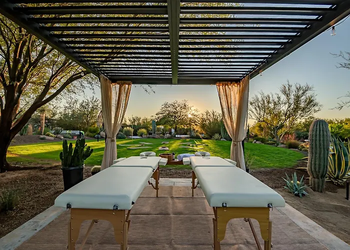 1-acre Backyard 4br Pickleball, Sauna, Saltroom, Gym, Wellness Villa Cave Creek