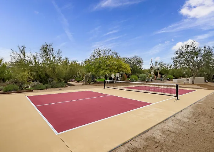 1-acre Backyard 4br Pickleball, Sauna, Saltroom, Gym, Wellness Villa