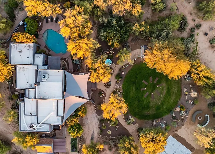 Villa 1-acre Backyard 4br Pickleball, Sauna, Saltroom, Gym, Wellness *