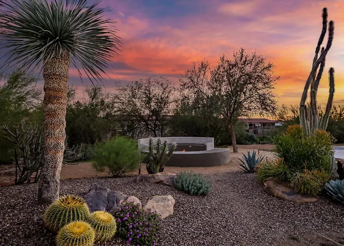 Villa 1-acre Backyard 4br Pickleball, Sauna, Saltroom, Gym, Wellness Cave Creek