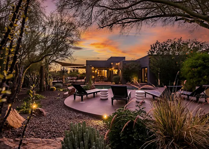 Villa 1-acre Backyard 4br Pickleball, Sauna, Saltroom, Gym, Wellness