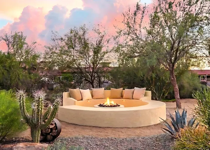 1-acre Backyard 4br Pickleball, Sauna, Saltroom, Gym, Wellness Cave Creek