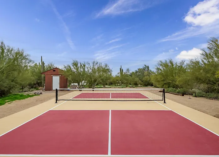 1-acre Backyard 4br Pickleball, Sauna, Saltroom, Gym, Wellness Villa Cave Creek